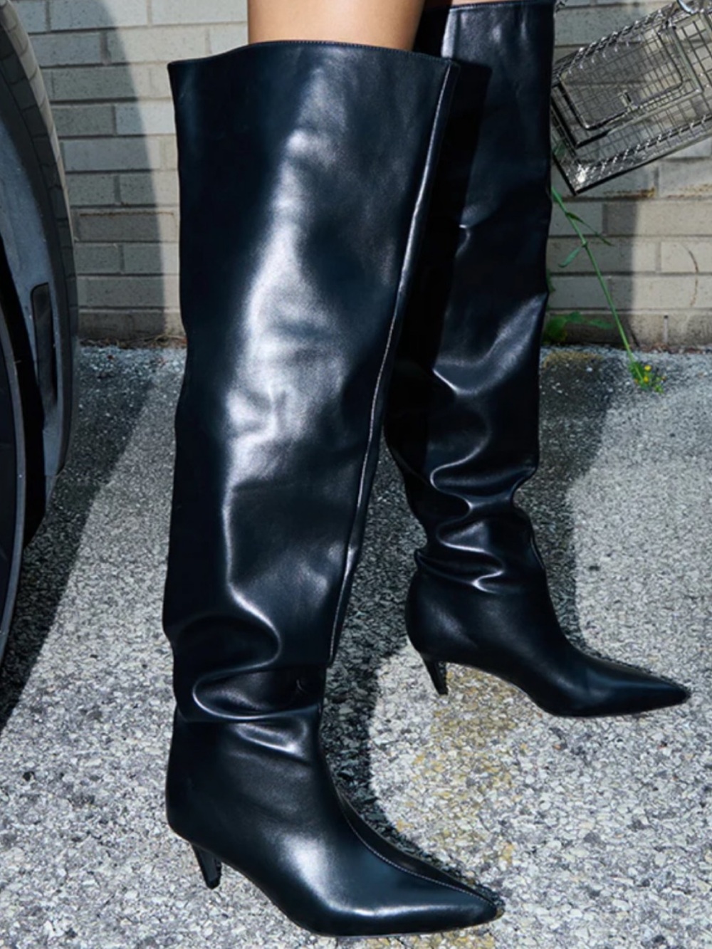AZALEA WANG WYNNGATE BLACK KITTEN HEEL BOOT